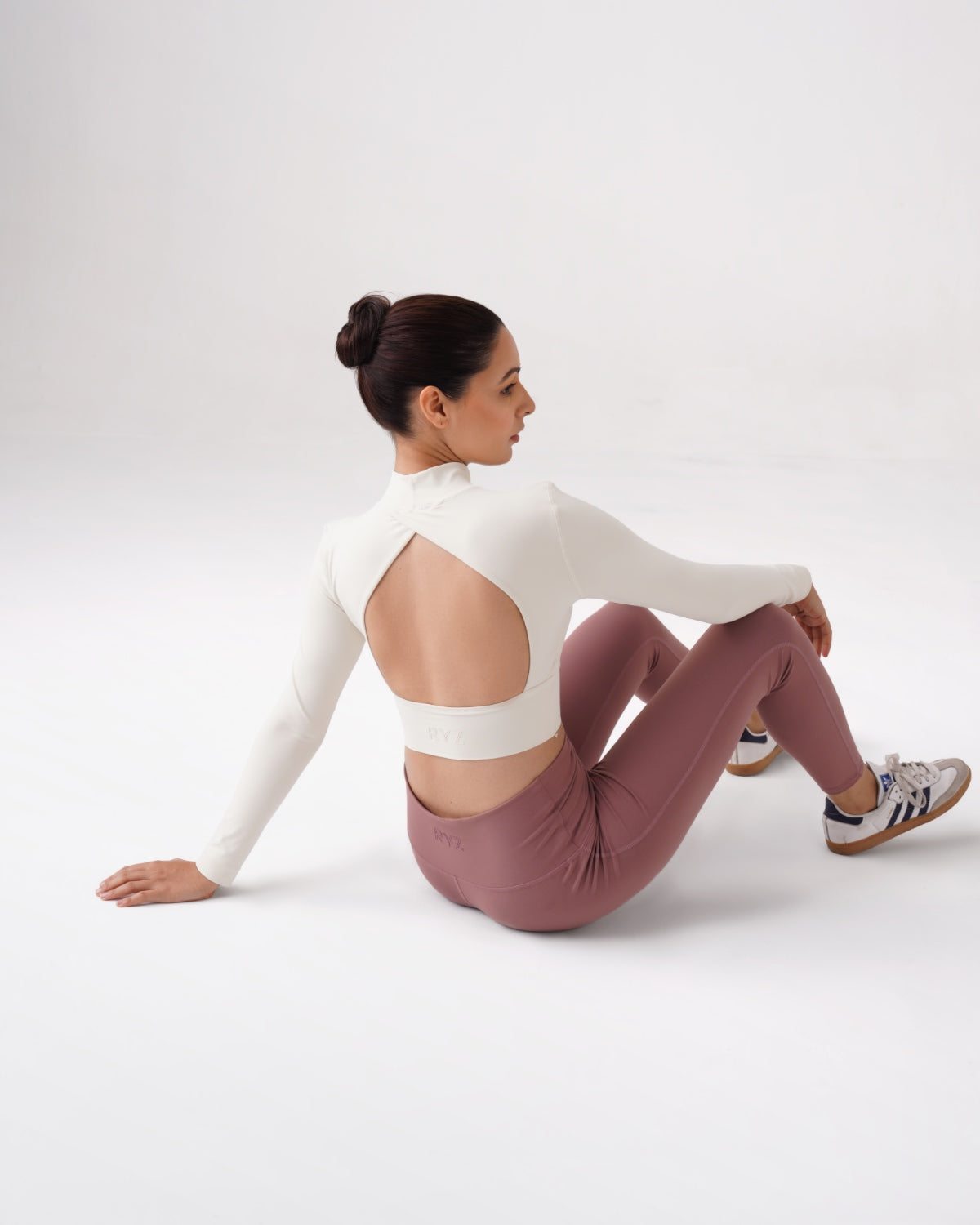 Swoosh Sports Top | Full sleeves