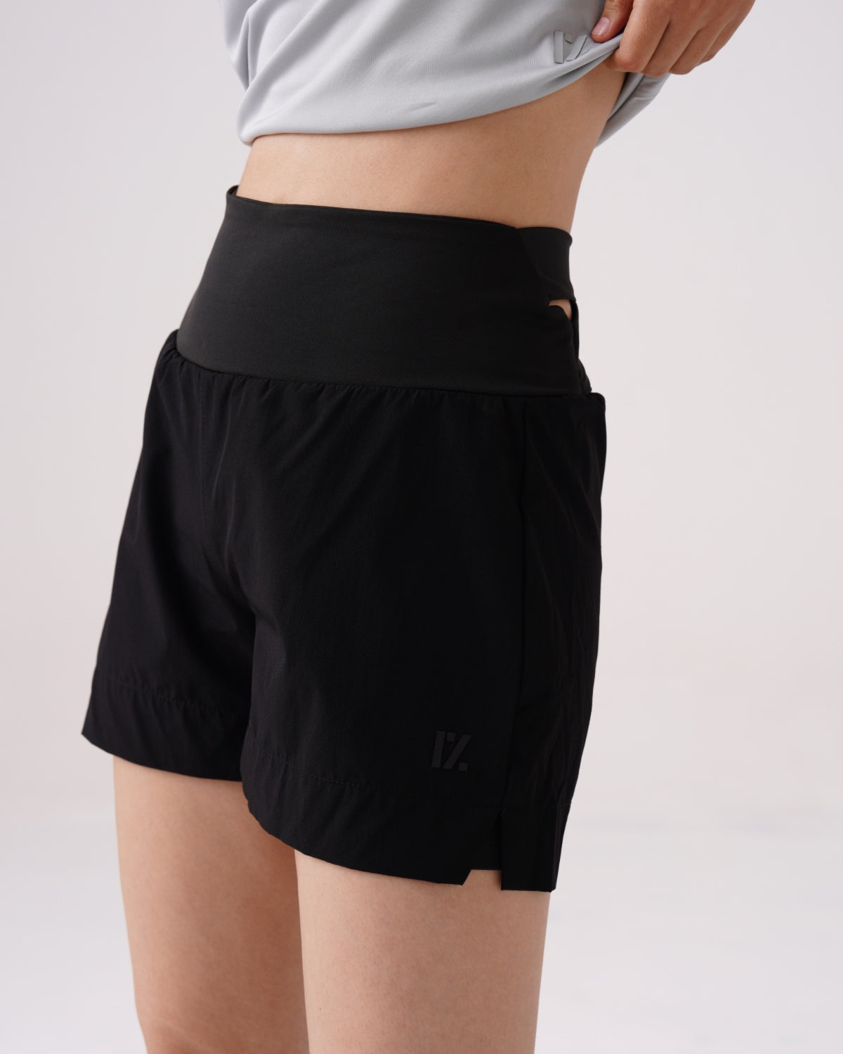 Swoosh Crossbelt Shorts (B)