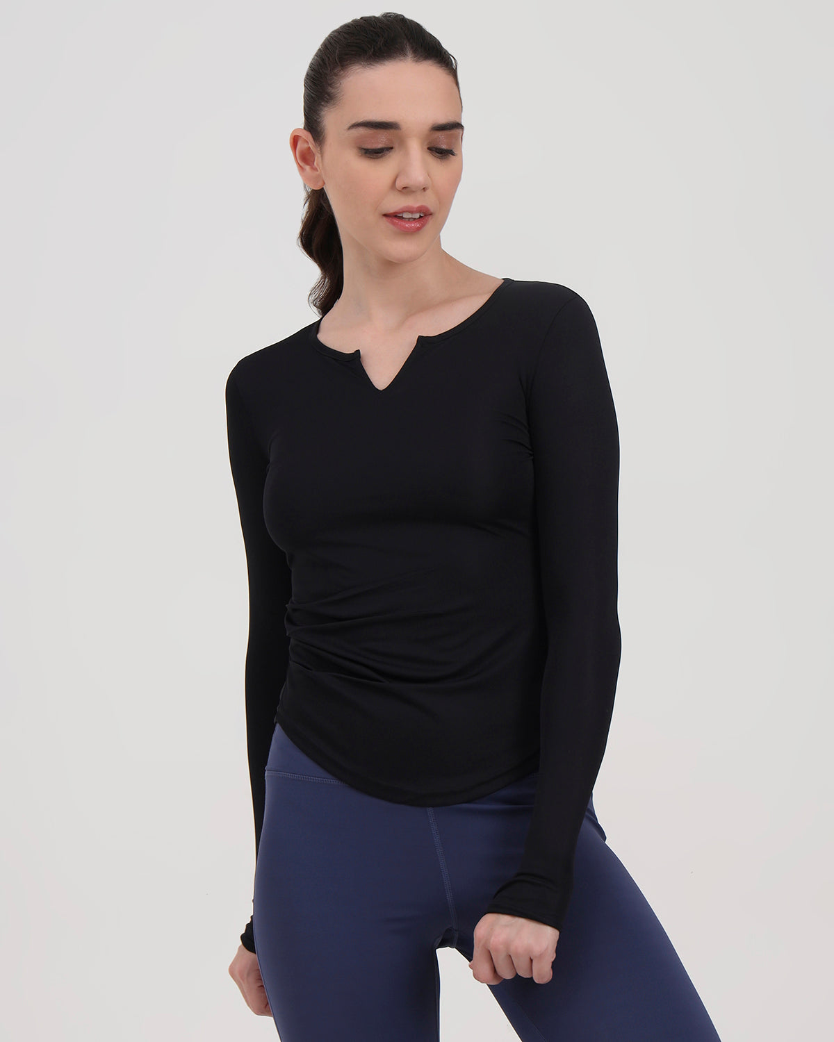 Swoosh Light Weight Slim Fit Top (B)
