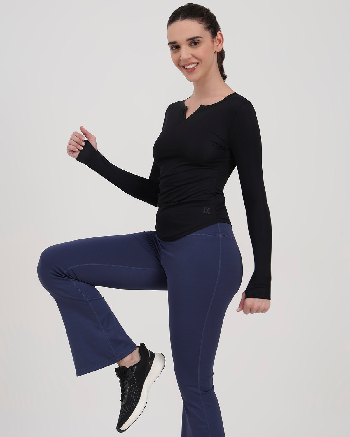 Swoosh Light Weight Slim Fit Top (B)