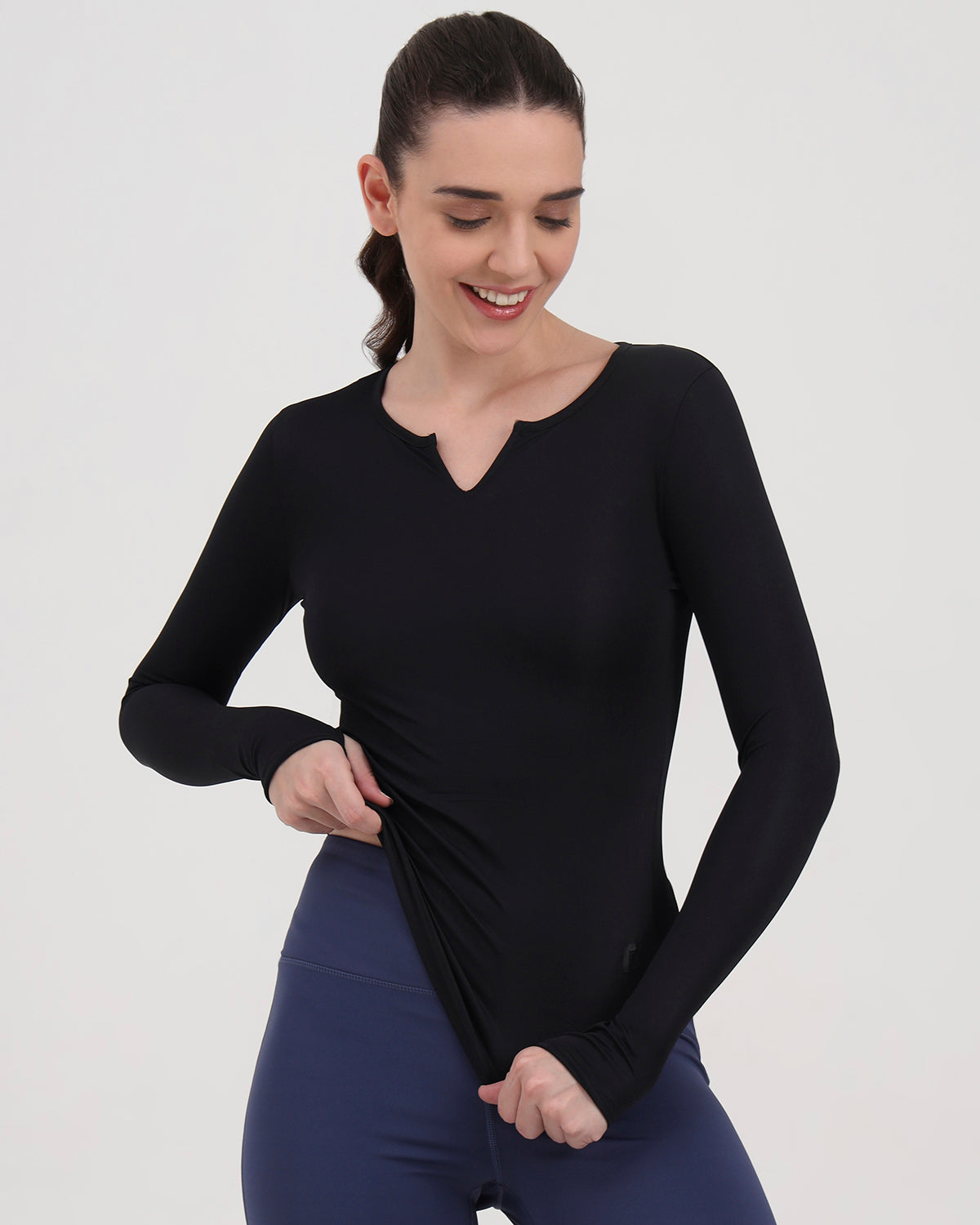 Swoosh Light Weight Slim Fit Top (B)