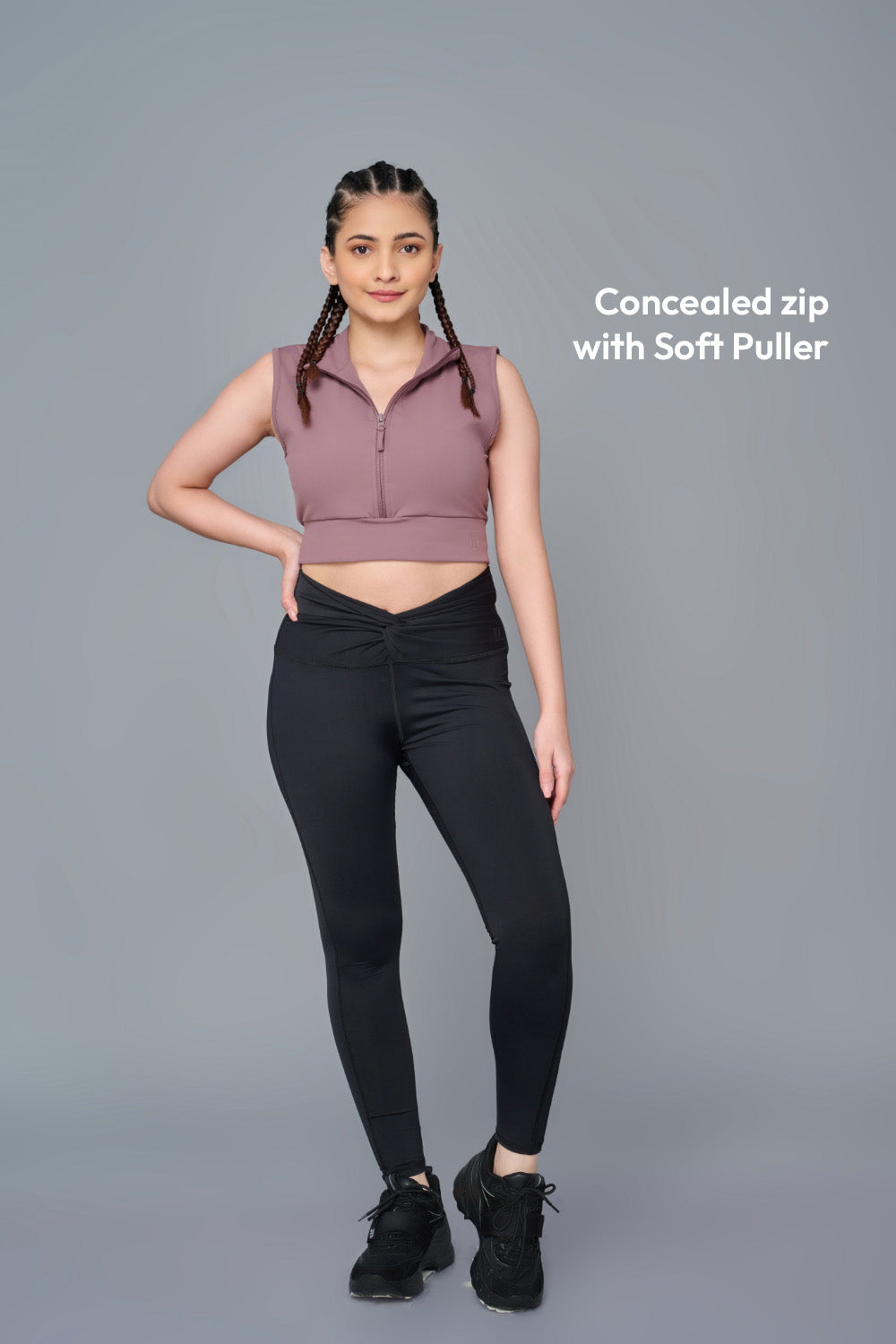 Core Front Zip High-Neck Crop Top (L)